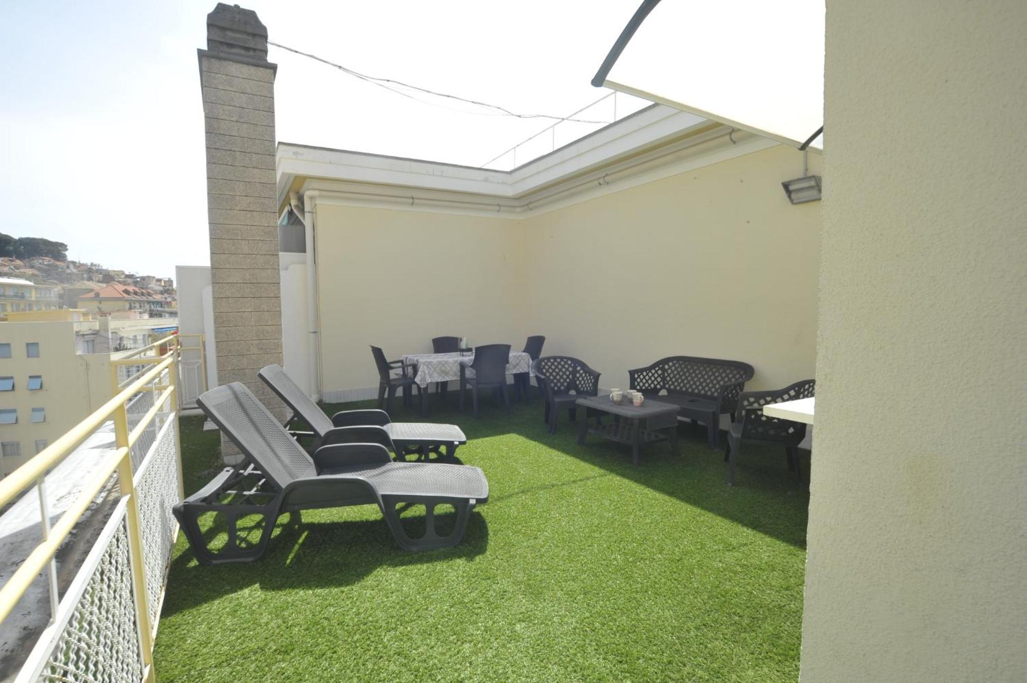 Casa Rosa Lucia Centrale Con Parcheggio Sanremo Exteriör bild