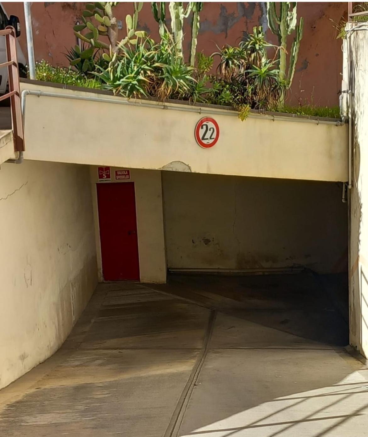 Casa Rosa Lucia Centrale Con Parcheggio Sanremo Exteriör bild