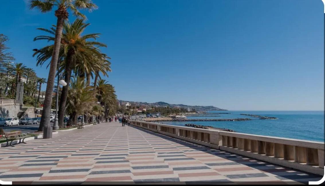 Casa Rosa Lucia Centrale Con Parcheggio Sanremo Exteriör bild