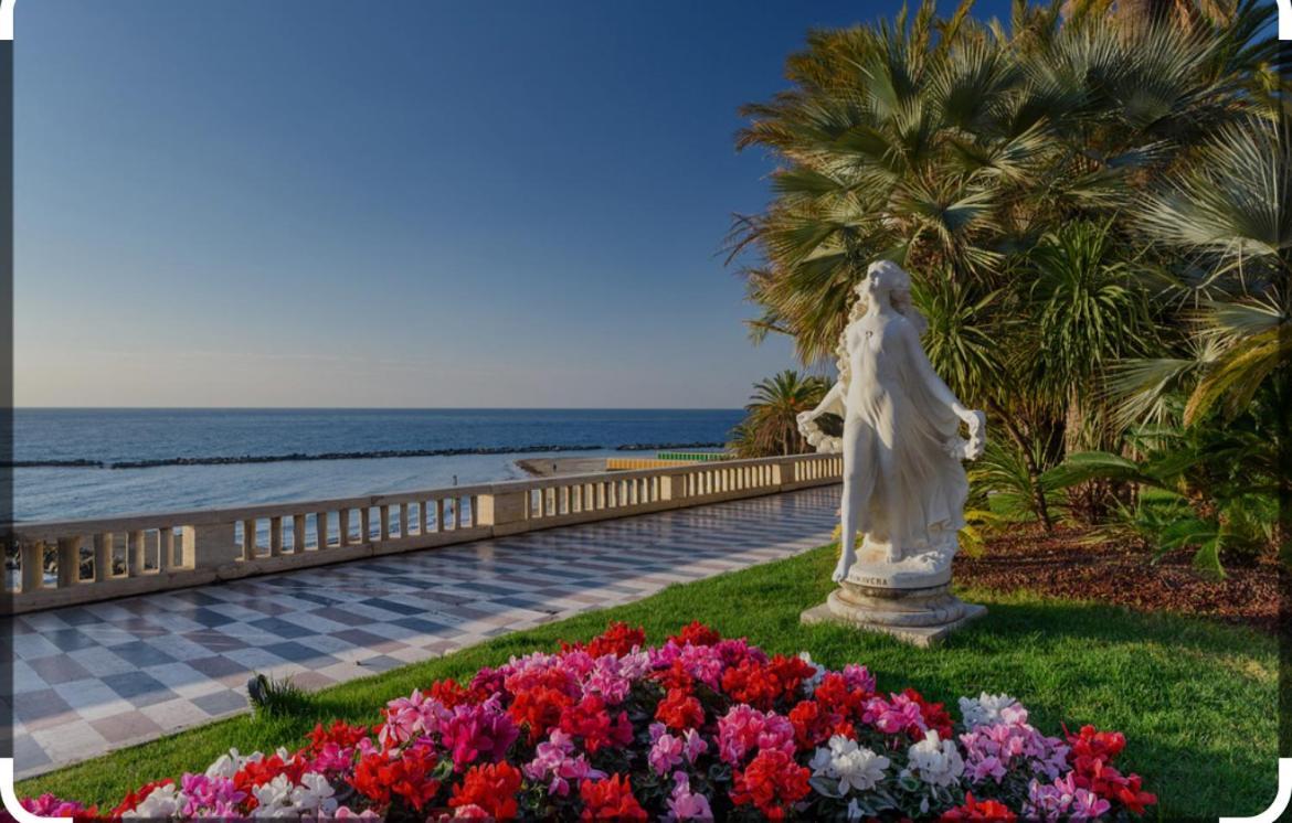 Casa Rosa Lucia Centrale Con Parcheggio Sanremo Exteriör bild